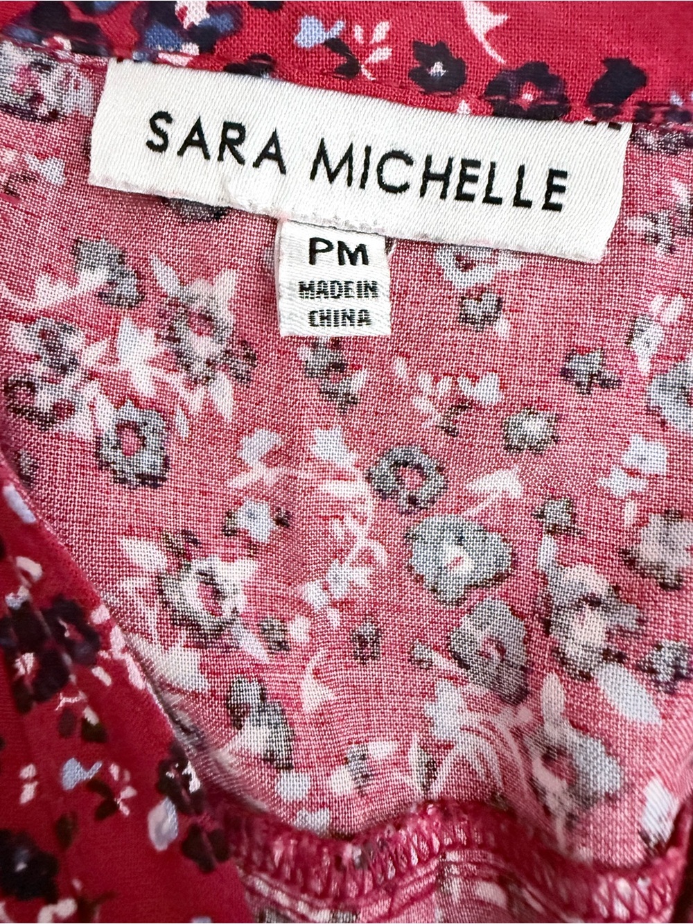 Sara Michelle Raspberry Pink Floral Button-Front Blouse - Picture 2 of 2